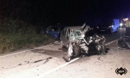 Automóviles accidentados en Pravia.
